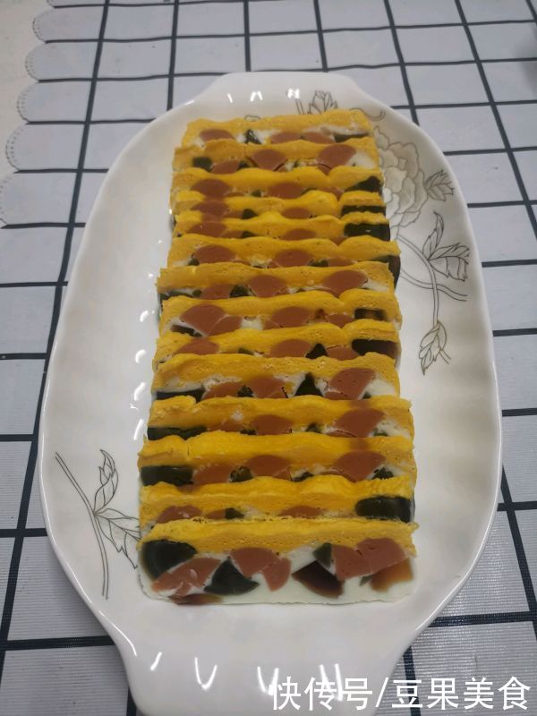 我这样做三色蒸蛋，家人都爱吃