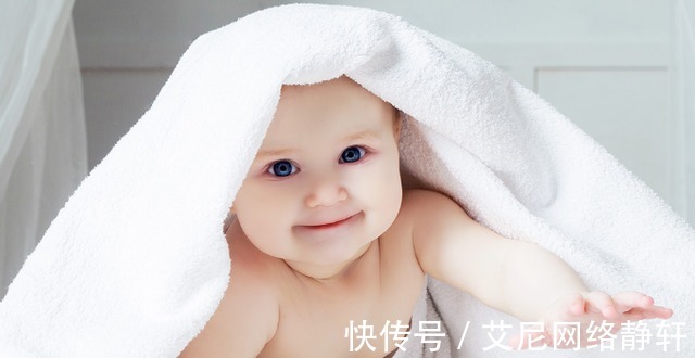 信号|孩子大脑发育有信号,若小婴儿出现这些特征,或有当学霸的潜力