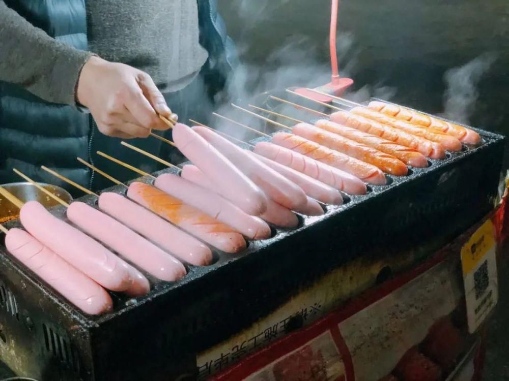 快乐|黄雁村国际夜市：专属体院人的晚间快乐。