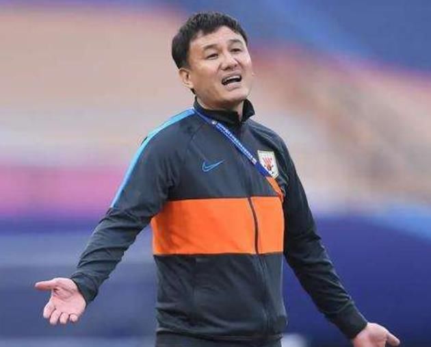 主帥|國足主帥可以考慮他：45歲冠軍主帥太敬業(yè)，半夜不睡覺想著球隊