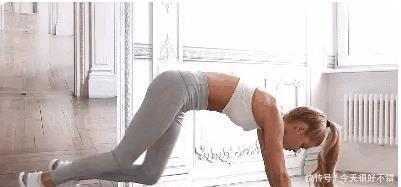 模特|德国33岁内衣模特，身材完美迷人，吸引眼球