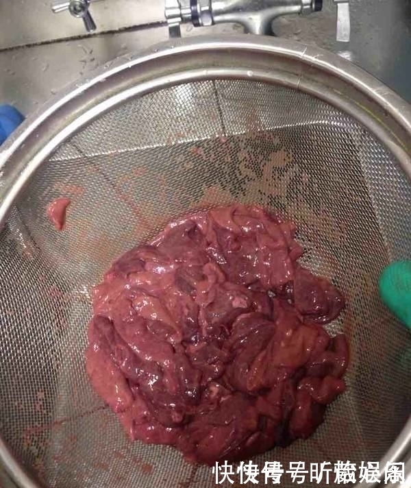 它的营养是猪肉的10倍,5块1斤,多吃少生病,但很多人不爱吃