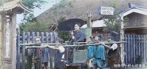 日本|19世纪的日本风情:女子妆容太辣眼,武士目露凶光,电影都拍不出