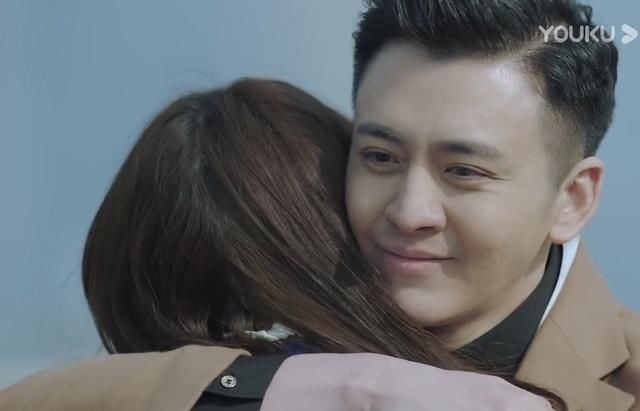 《正青春》凌潇潇蜕变，职场成长见证，完胜章小鱼，网友叹：绝赞