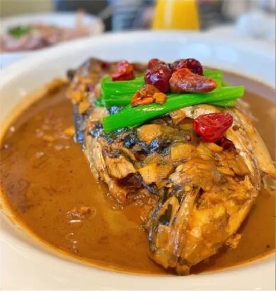 冷锅鱼|吃遍大连-看看!鱼头吃出这么多花样.......专治你刁钻的胃~