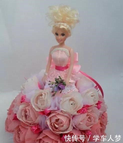 芭比娃娃|玩腻了、玩坏了的芭比娃娃,被妈妈这样改造,孩子瞬间乐疯了!