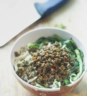 好吃|好吃又下饭的酸豆角做法，绝对挑逗你的食欲噢！！