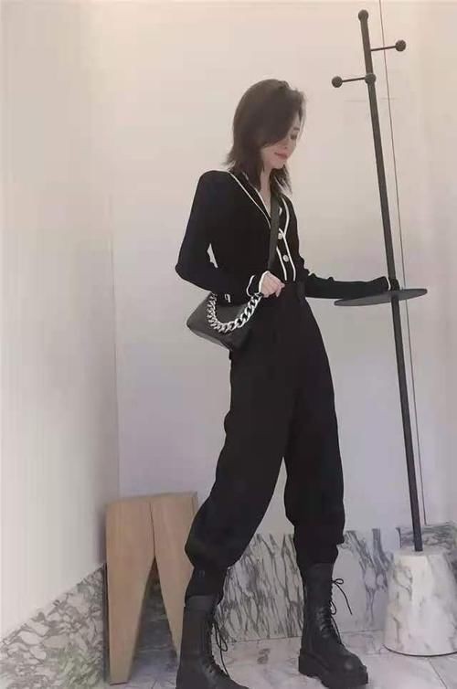 工装裤 初秋鞋子不用买太多，有这3双“经典款”足够你穿了，时髦又百搭