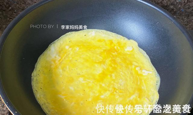 粗茶淡饭|夏天就馋这碗面,简单营养,同事吃这么少,难怪体重不过百