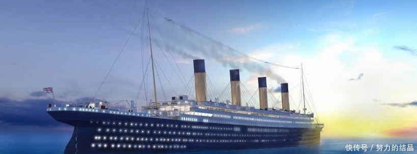 1912年4月15日皇家邮轮泰坦尼克号在北大西洋撞上冰山