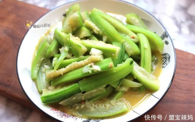 纹理|建议:家里若是不差钱,少吃土豆南瓜,多吃这菜,应季而食才健康