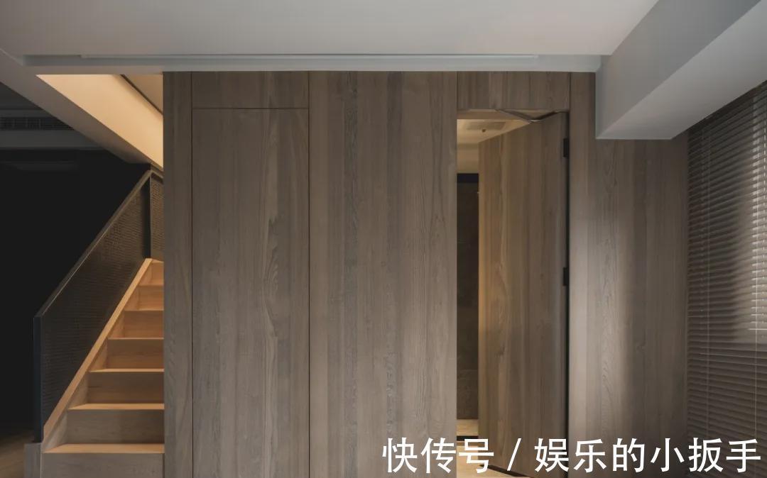 大理石|楼梯间堆杂物!是房价不够高?