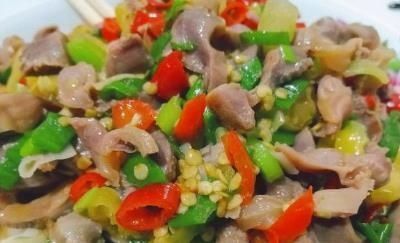 简单|简单家常菜红烧羊肉,泡椒鸡胗,浓香南瓜小餐包,金针菇豆皮卷