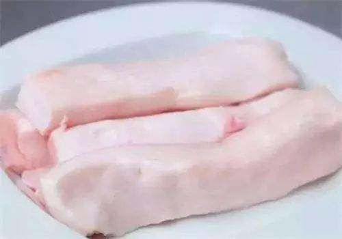 一勺猪油等于十副药。。。能治疗这十几种病！不知道就亏大了！