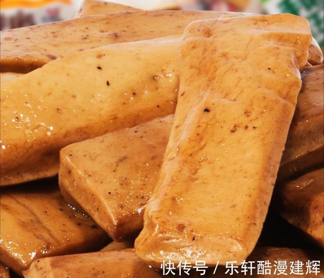 建议大家遇到这4款被包装“耽误”的美食要尝尝,好吃又不贵!