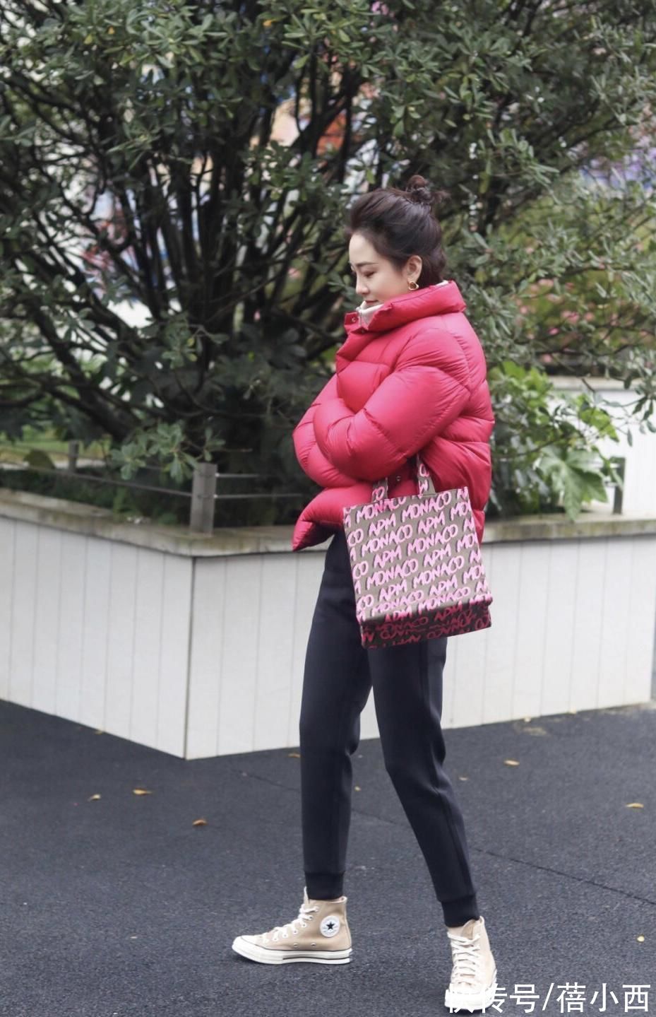 冬季|女人要活得漂亮，更要穿得漂亮！冬季这样穿“羽绒服”，真显气质