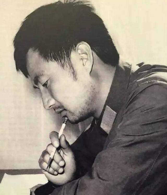 原生家庭|她在任正非最穷时下嫁,却因200万债务离婚,现在过得咋样