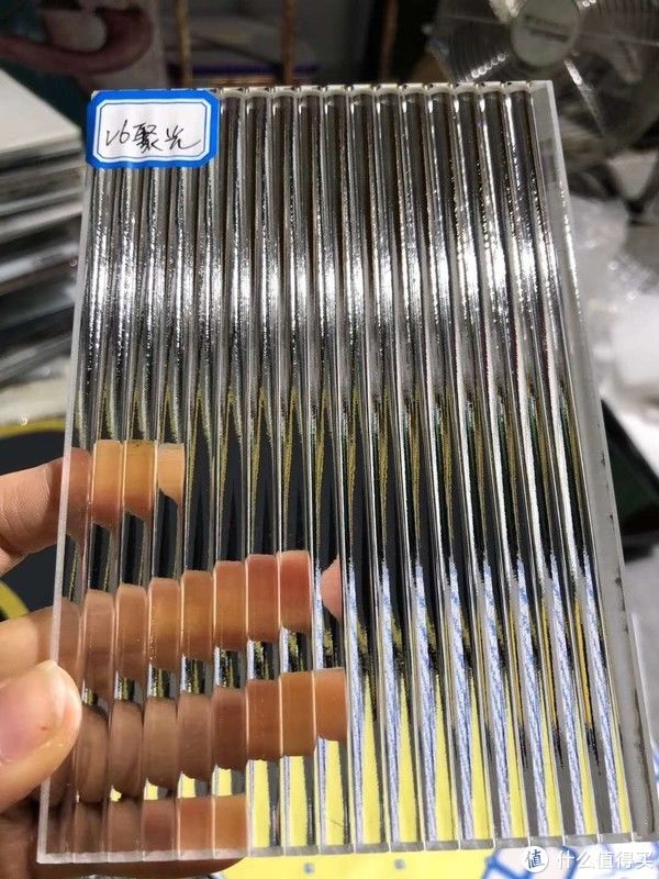 关键点|长虹玻璃门怎么选？玻璃、边框、合页都有讲究