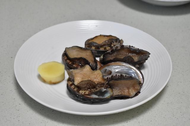 我家人太喜欢这菜，做法就这么简单，蒸一蒸鲜美好吃，上桌人人爱