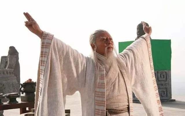 乖乖|闻仲正面拒绝下跪封神,姜子牙说了1句话,闻仲乖乖下跪