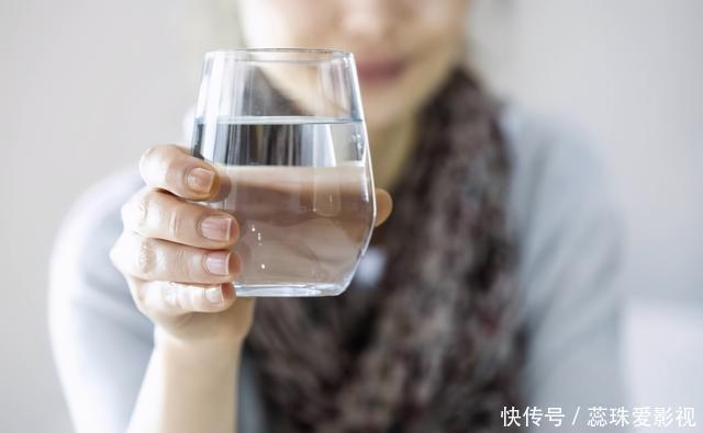 增肌|身高172的她凭140斤魔鬼身材成为微胖女神，这身材你怎么看