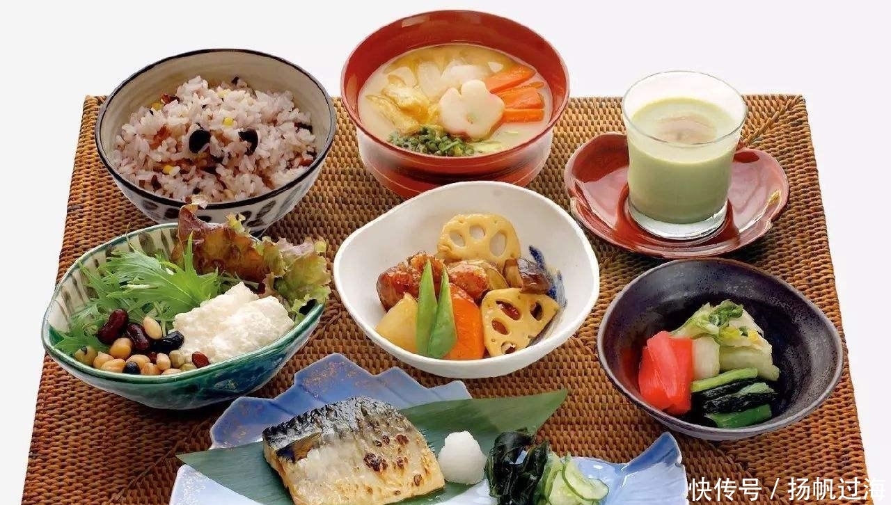 恶性肿瘤|40-60岁是长寿的关键期!切记:预防三病,早晨三做,睡前三忌