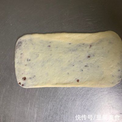 告诉你3个诀窍,在家也能做出豆沙面包卷卷