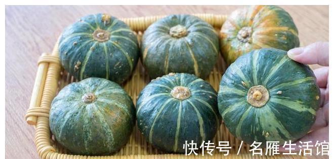 南瓜皮|秋季多给家人吃南瓜，润秋燥，补气血，这样做女人孩子都爱吃！