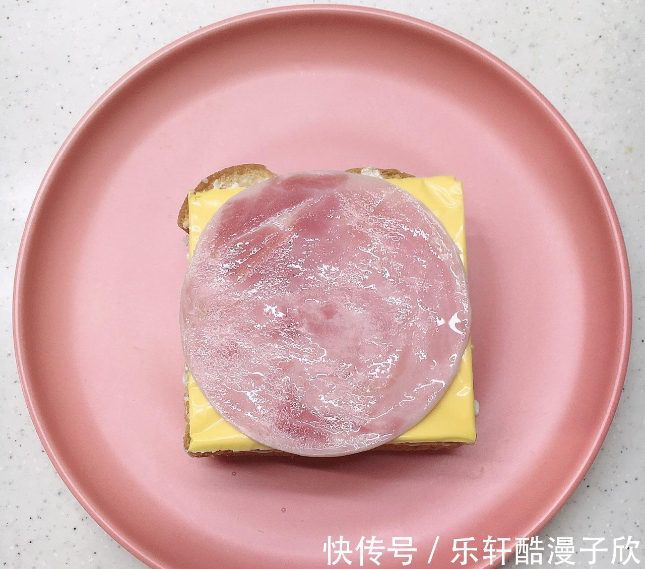 培根|好吃美味的三明治，适合当作早饭吃，口味丰富又好吃