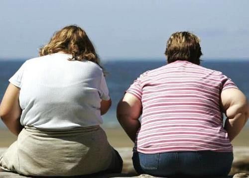 脂肪|脂肪最怕的“3个动作”，每天一遍，让你燃脂一整天！