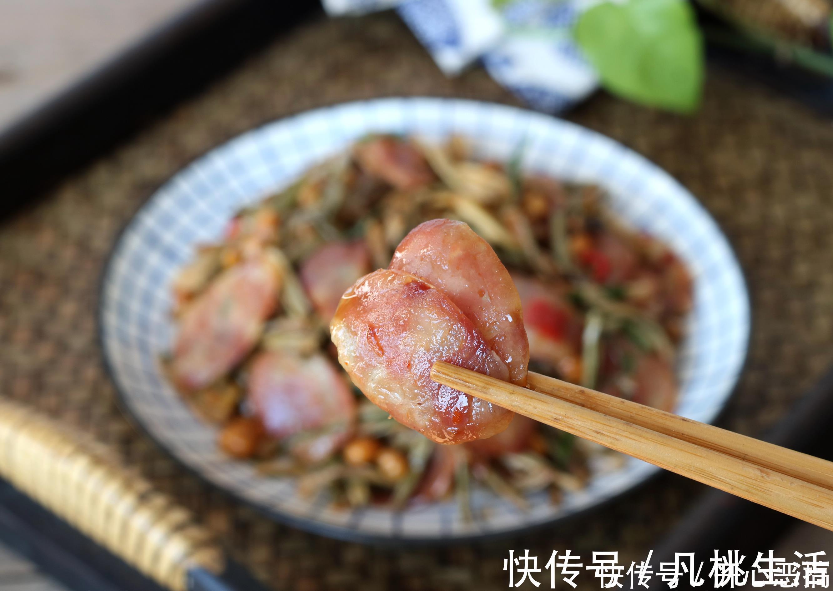 腊肠|过年回娘家,就馋妈妈做的这道菜,香润下饭,连吃三天都不腻