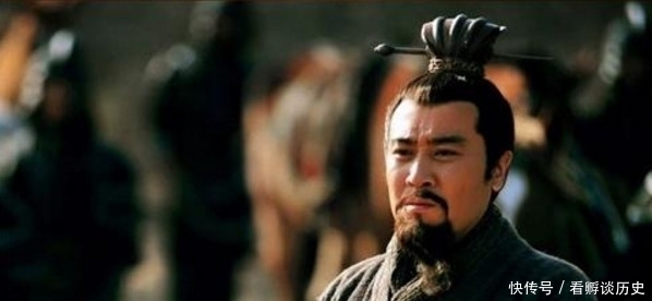 人到中年高不成低不就，不想求人怎么办？马未都：你脸皮得厚