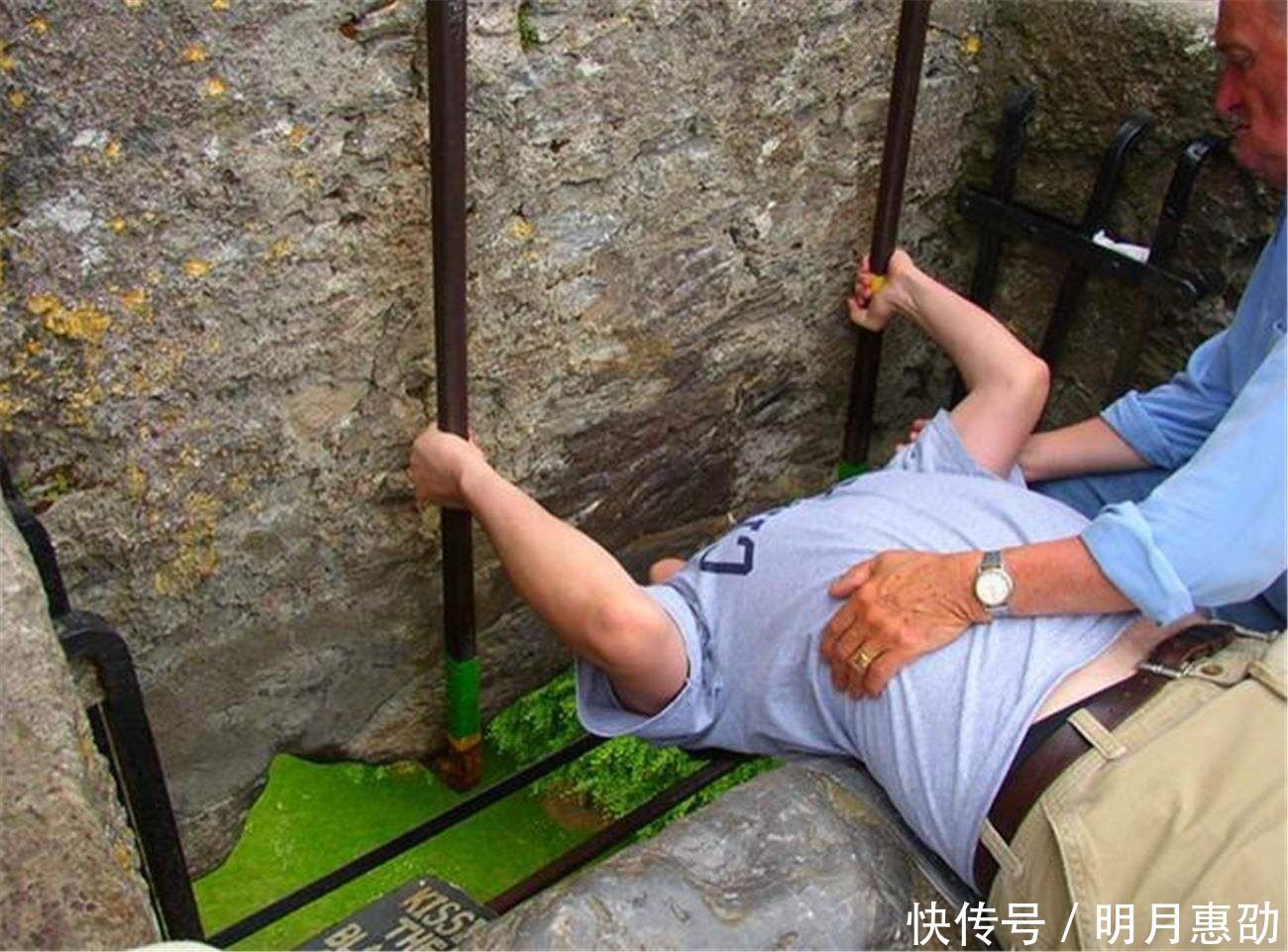 世界上最受欢迎的石头:传说曾沾上耶稣血液,如今被几十万人亲吻