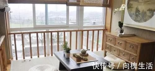 晾衣杆|阳台别再装晾衣杆!聪明人“这样”装修,内行人都夸赞,实用美观