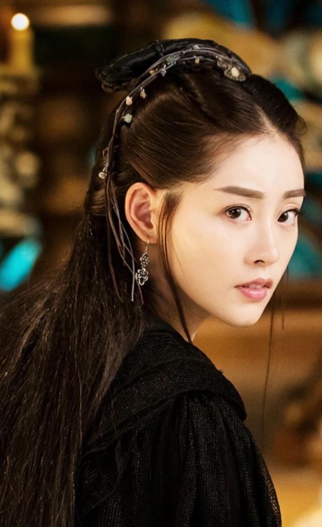 祝绪丹换上《画心师》的造型秀丽绝俗,比陈钰琪版赵敏都要美