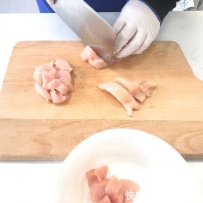 餐厅必点的奥尔良鸡肉饼，在家也能做