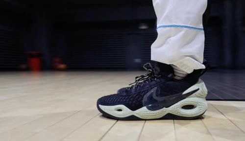 WEN鞋评-实战|3年了!时隔3年我们终于找到Hyperdunk真正的继任者了