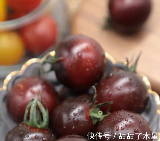 香菇|天热没有胃口给家人做一碗“金汤鸡丝面”,味道酸辣特别好吃!