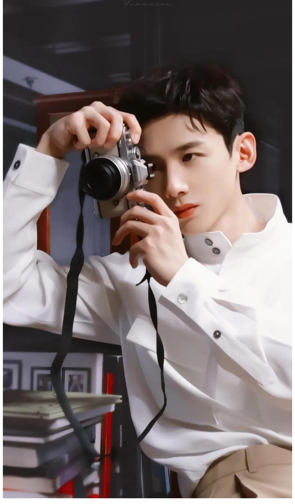 時(shí)尚先生|娛樂(lè)爆料：肖戰(zhàn)、蔡徐坤、白敬亭、朱正廷、劉昊然、劉宇寧、景甜