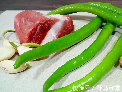 湖南人|辣椒炒肉，先别急着把肉下锅，掌握这3点，就连辣椒都超级香！