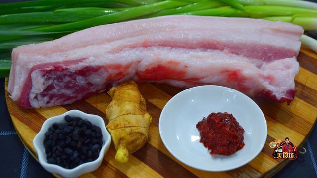 回锅肉最好吃的家庭做法,简单美味又下饭,看看你喜欢吃不
