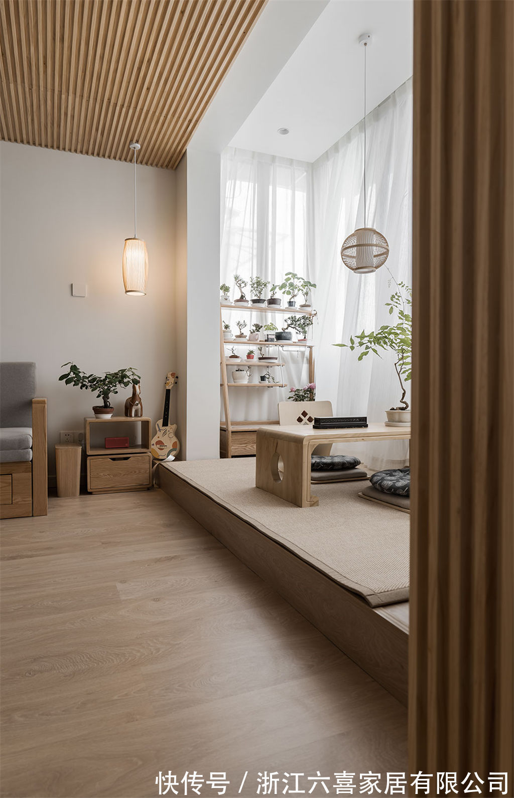 玄关|平面设计师的家|探索过一切华丽的色彩和线条,回归最质朴的自然栖居世界!