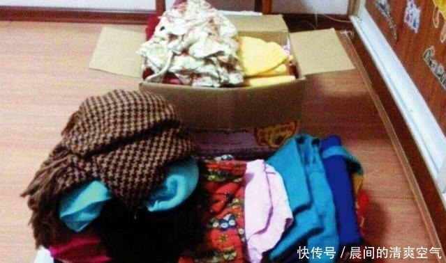 衣服|生活再节俭,遇到朋友送的孩子旧物品,有这4样,还是不要收了