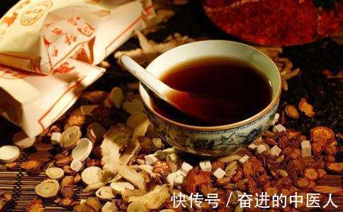 骨转移|成都中医肿瘤研究院(万年路2号):乳腺瘤骨转移,中医有4个妙招?