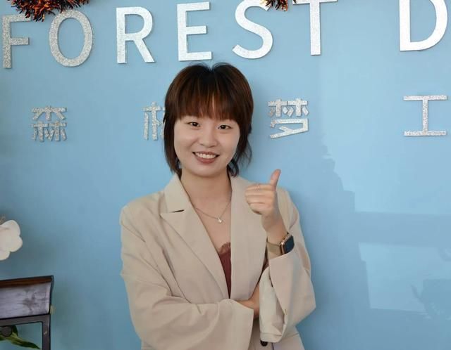 青春有你|美国森林梦工厂学生杨皓钧入选大陆火爆选秀节目《青春有你3》