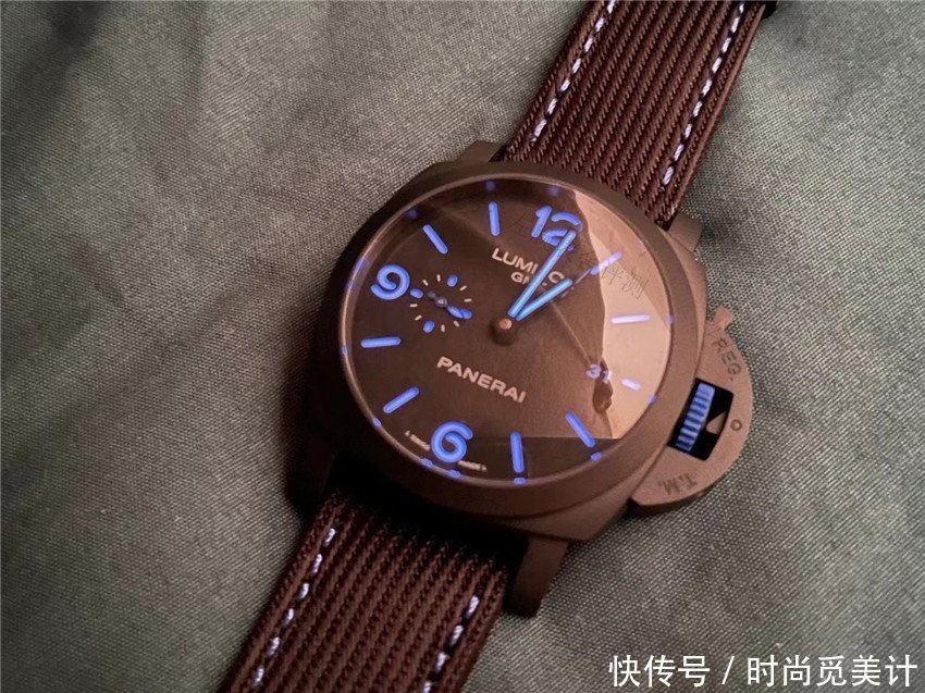 左腕表舍:官网消失的沛纳海,Bucherer联名款1176双时区腕表评测