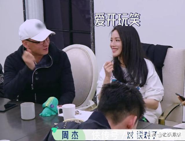 被舒淇調侃無戲可拍，周杰原本有100種方式回懟，但他卻溫和回應