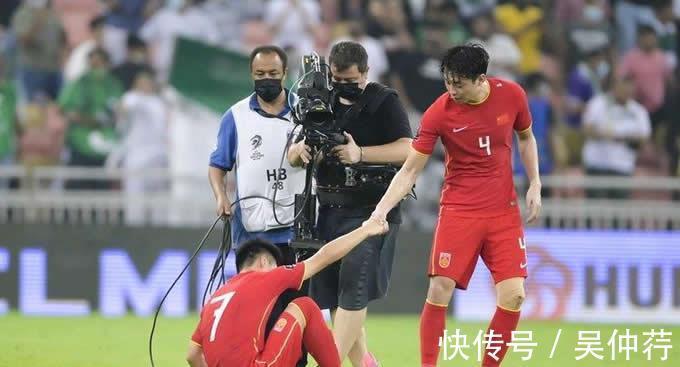 大名单|球迷意外!李霄鹏大撒网,国足大名单仍有3条漏网“大鱼”