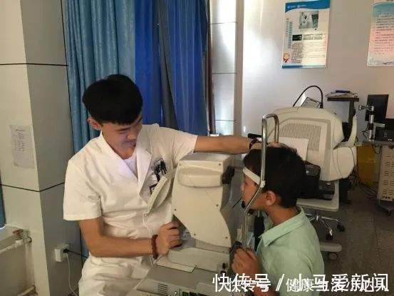 近视|6岁小男孩,千度近视,得知原因后,众人指责孩子父母太混蛋