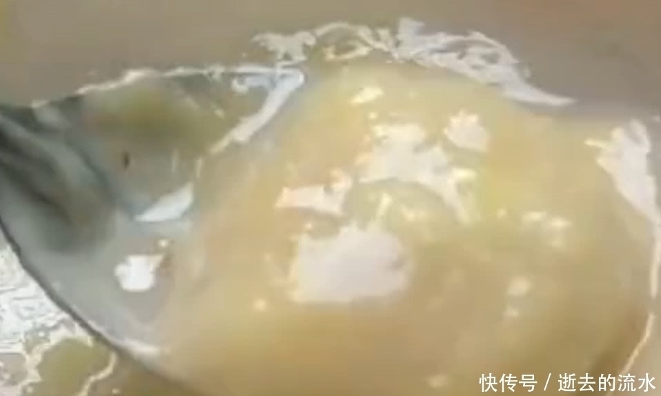 很多人当垃圾扔掉的丝瓜籽,如今一斤60元,是民间常用的中草药